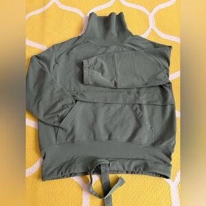 Lululemon LA Packable Pullover-to-Pillow sweatshirt